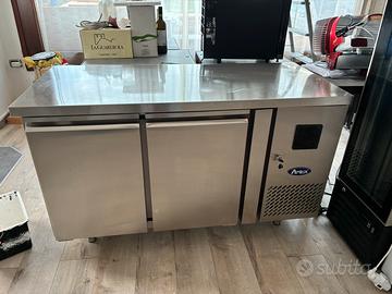 Tavolo refrigerato