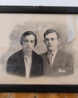 RITRATTO FOTOGRAFICO D’EPOCA DI COPPIA CON CORNICE