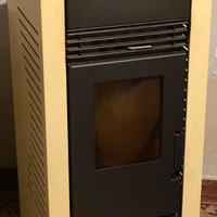 Stufa a pellet Ravelli R70