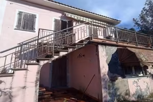 Immobile in asta di 266 m² con 5 locali a Sarzana