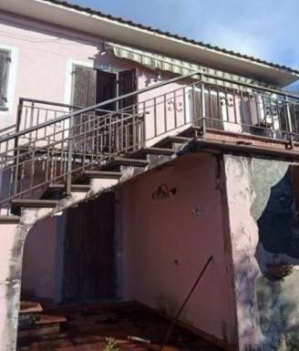 Immobile in asta di 266 m² con 5 locali a Sarzana
