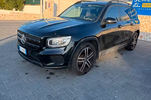 Mercedes GLB