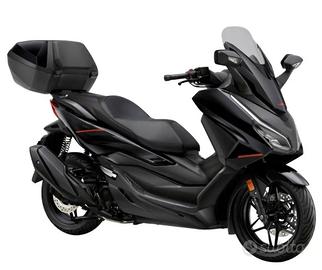 HONDA FORZA 350....IMMACOLATO