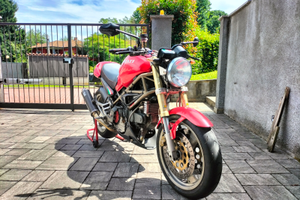 Ducati Monster 900 prima serie
