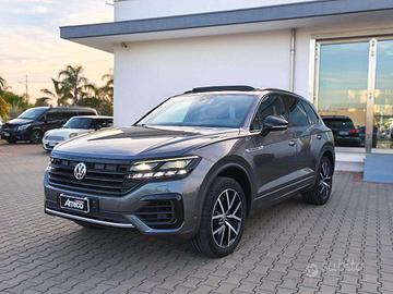 Volkswagen Touareg 3.0 TDI R-LINE Tetto Pelle Led