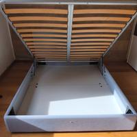 letto matrimoniale con cassettiera 