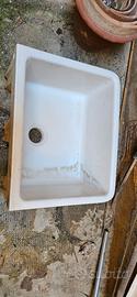 Lavabo da esterno o pilozzo