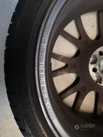 Set 4 cerchi+pneumatici invernali 215 40 R17