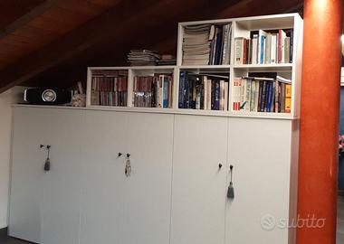 Armadio basso con libreria