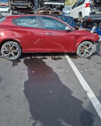 alfa romeo giulietta benzina ricambi