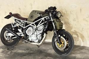 Yamaha TRX 850 café racer ASI Trentennale