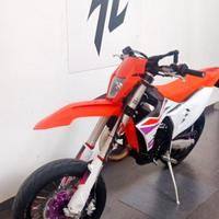 Ktm 125 SMC TRIPLICE OMOLOGAZIONE