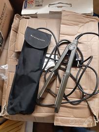 Piastra liscia capelli Remington.