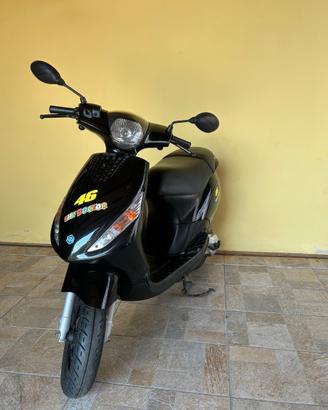 Scooter Piaggio Zip 50