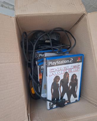 ps2 con giochi e 2 joystic e 2 memoria card