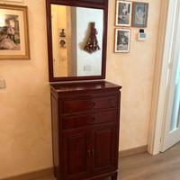 Mobile con specchio in legno di ciliegio