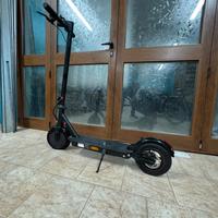 Monopattino Elettrico Vivo Bike