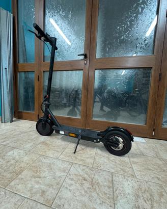 Monopattino Elettrico Vivo Bike