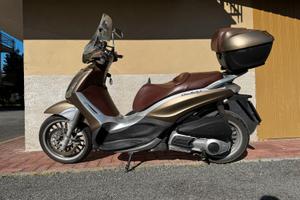 Scooter Piaggio Beverly 300