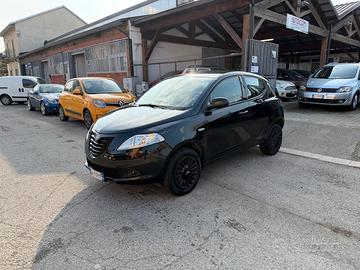 Lancia Ypsilon 0.9 TwinAir 85 CV 5 porte GPL Ecoch
