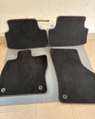 Golf  Mk 8-8.5  tappetini