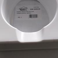 Rialzo universale per WC