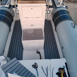 Console gommone con seduta + plexiglass nuovo