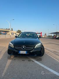 MERCEDES C220d AMG