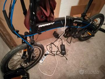 bicicletta elettrica  Harmony con documenti 