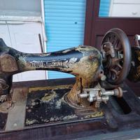 Macchina da cucire d’epoca Frister & Rossmann