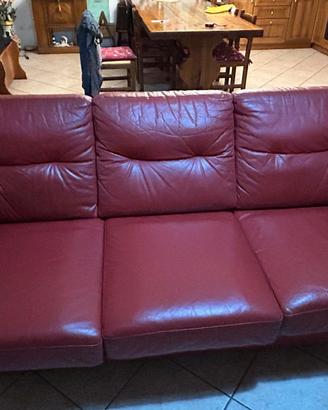 Divano in vera pelle rosso