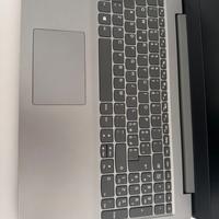 Laptop LENOVO