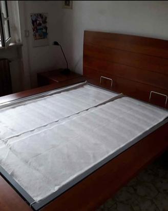 Si vende letto matrimoniale contenitore