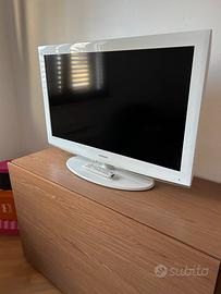 Televisore TV Samsung Bianco 99*64