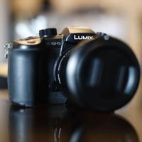 Panasonic Lumix DC-GH5