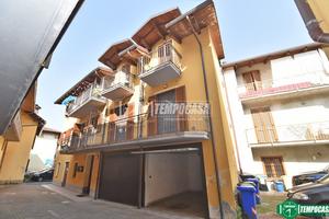 BOX SINGOLO IN CENTRO PAESE