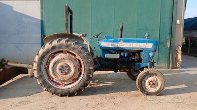 Ford 4000