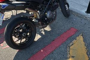 Ducati hypermotard  796