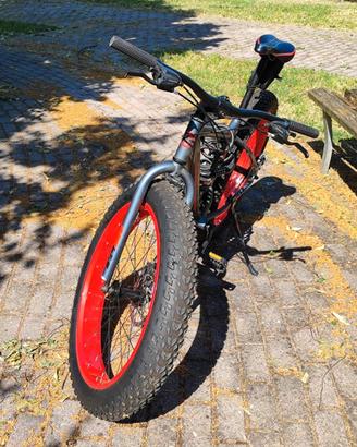 Moma Fat Bike 26" Shimano 21v freni a disco