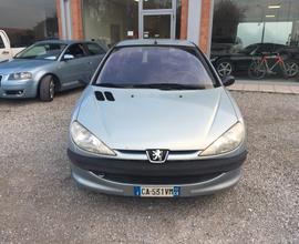 Peugeot 206 1.1 3p. XR