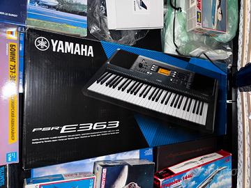 Tastiera Yamaha PSR E363