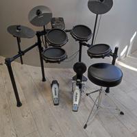 Batteria elettronica silenziosa Alesis NitroMash