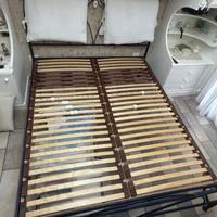 Tris bontempi Tavolino, lampadario e letto