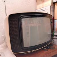 Televisore storico da collezione portatile 
