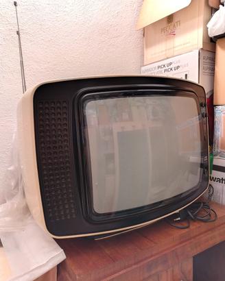Televisore storico da collezione portatile 
