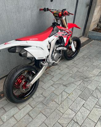 HONDA CRF 450 R Red Moto