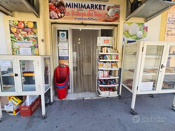 Minimarket negozio alimentare