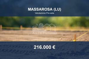 Immobile in asta di 800 m² a Massarosa