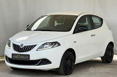 LANCIA YPSILON 1.0 firefly hybrid silver s&s 70cv 
