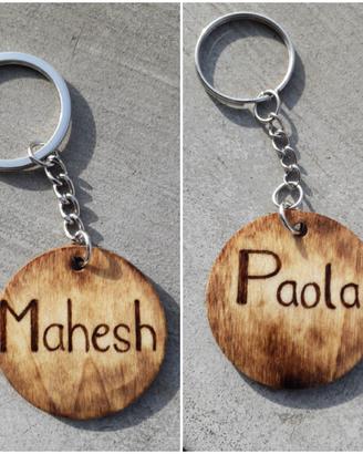 Portachiavi di legno personalizzabili